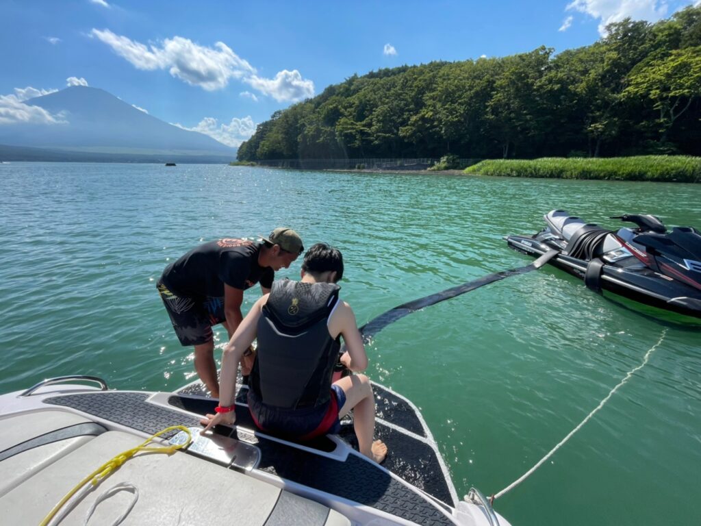 富士山に大接近できる山中湖の水上アクティビティ4選！ | 山中湖へおいでよ！